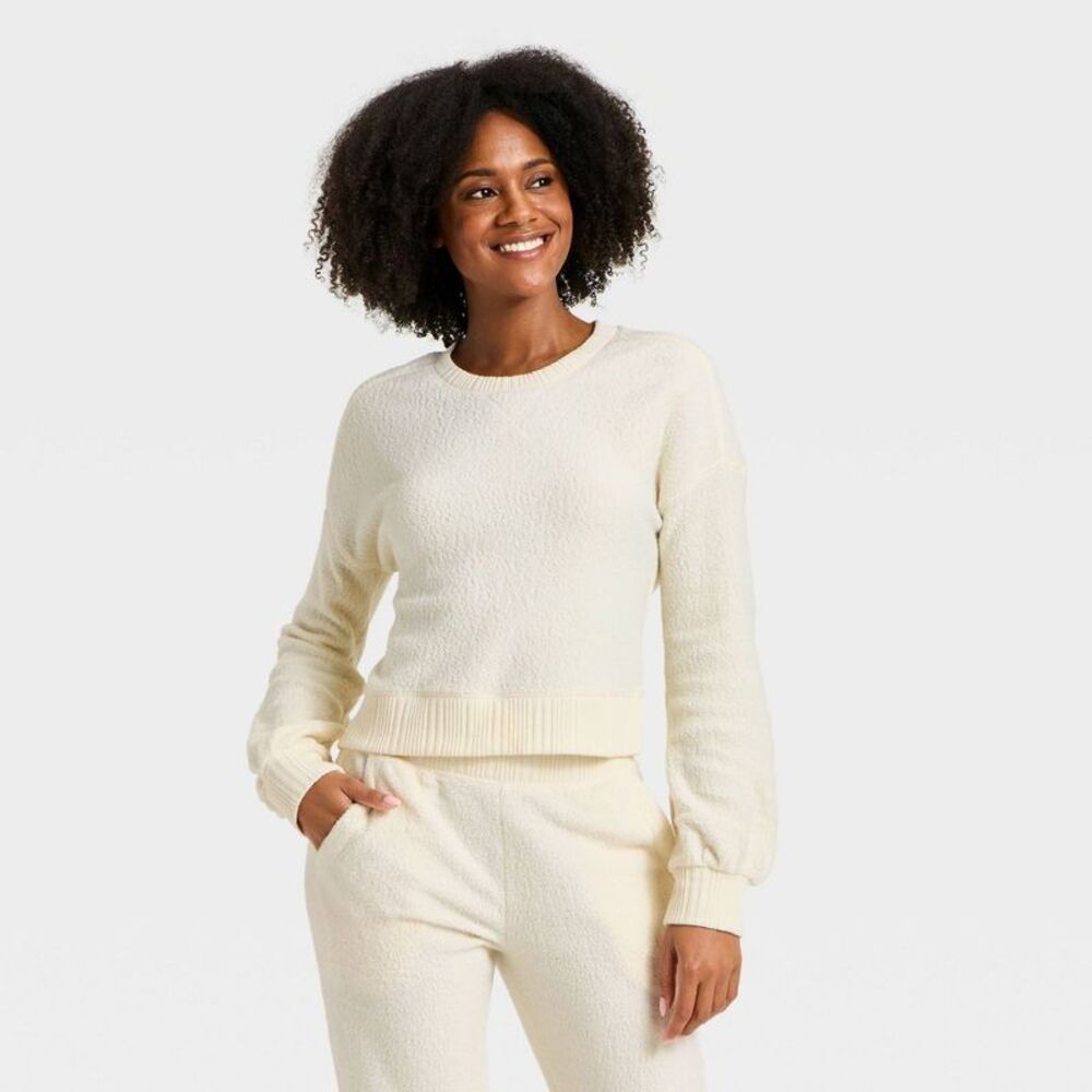 Women's Teddy Pullover Sweatshirt - Auden White XS